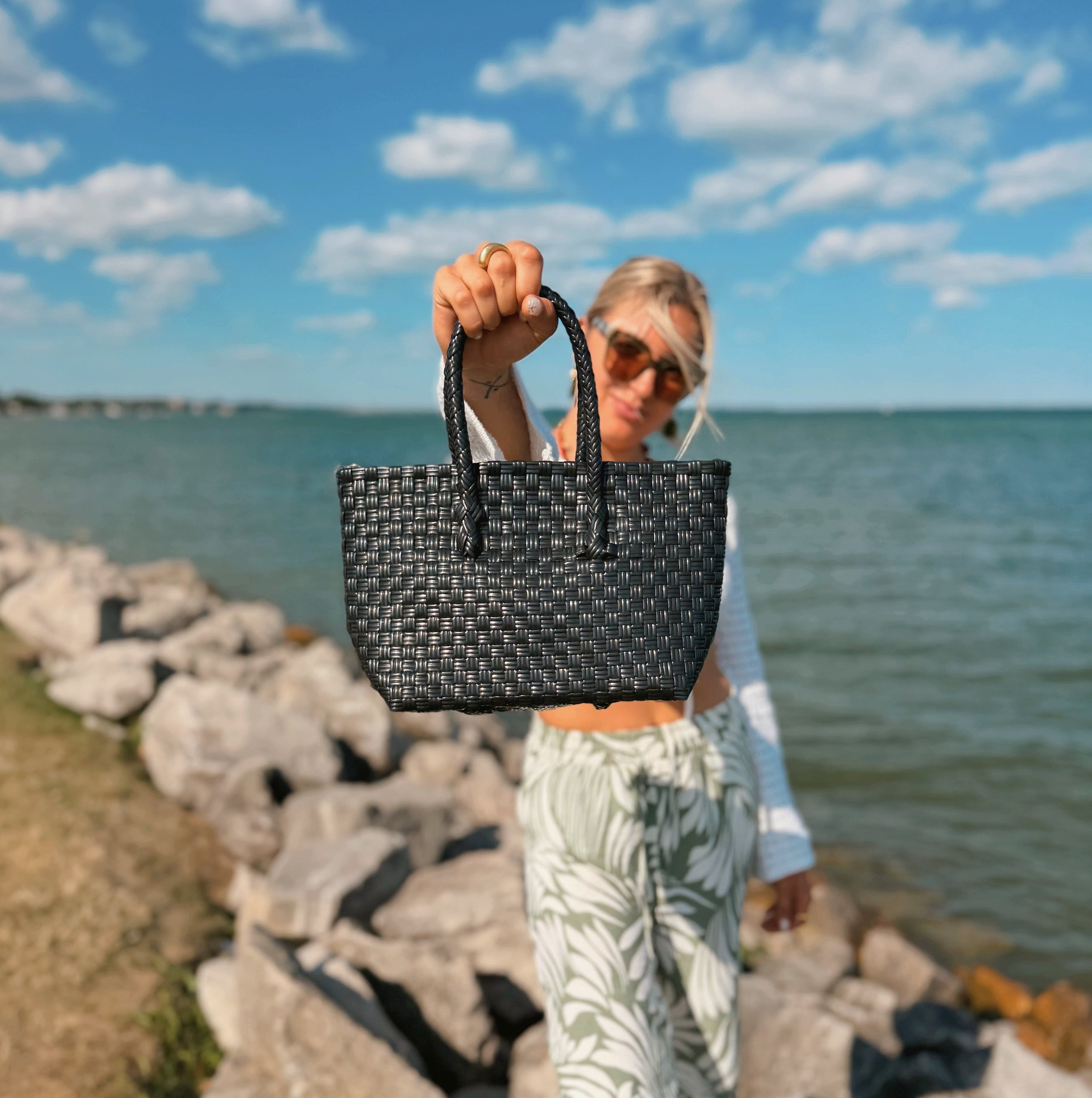 Black Mini Zip