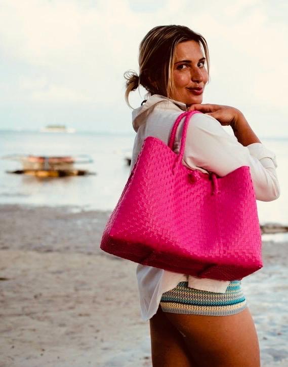 Barbie Luxe – Oversized Structured Waterproof Tote