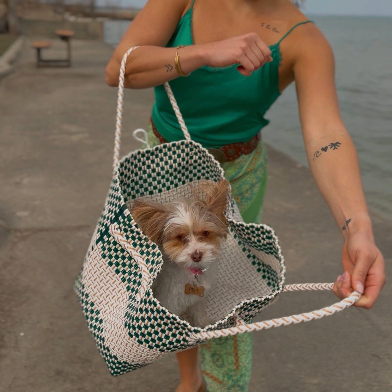 Verdant Luxe – Oversized Structured Waterproof Tote