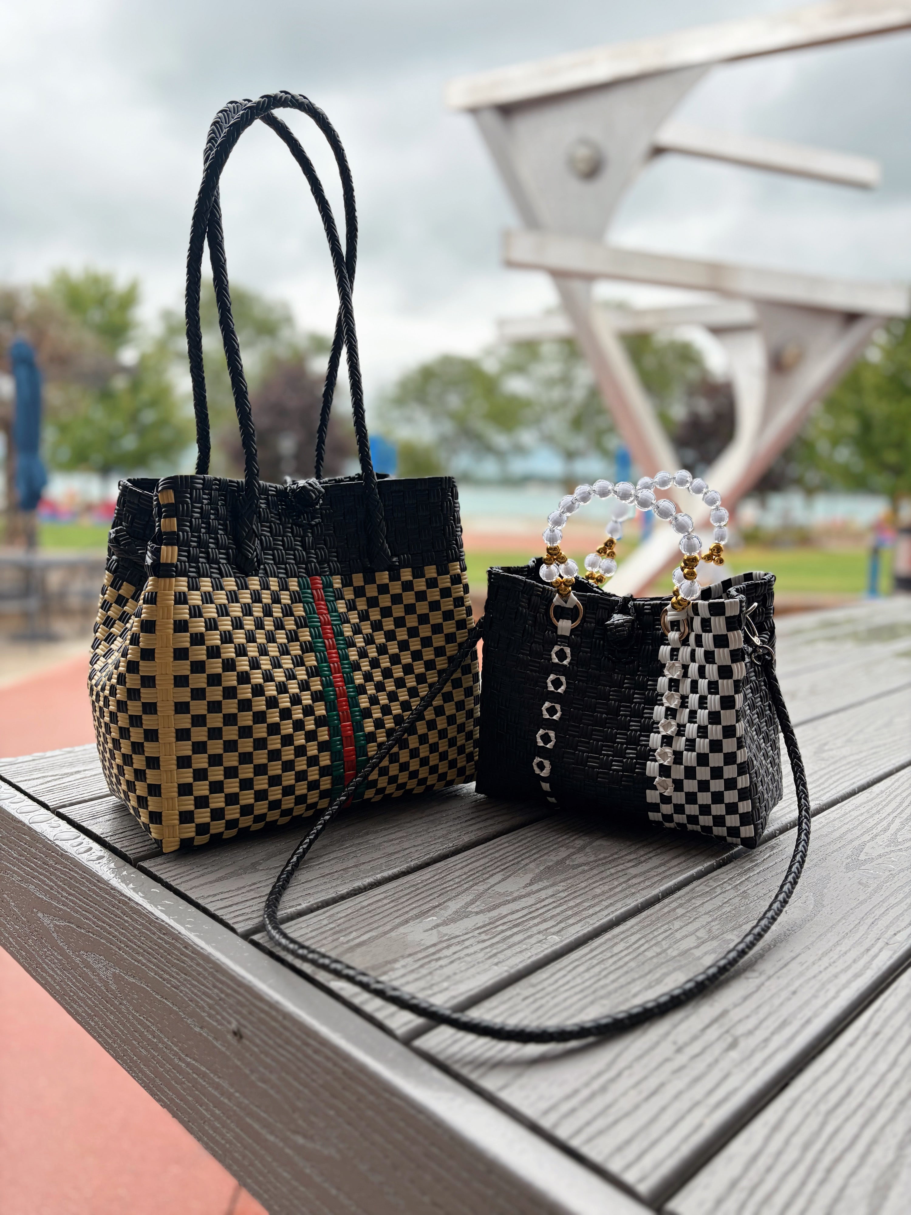 Black Pearl Mini Purse with Stap