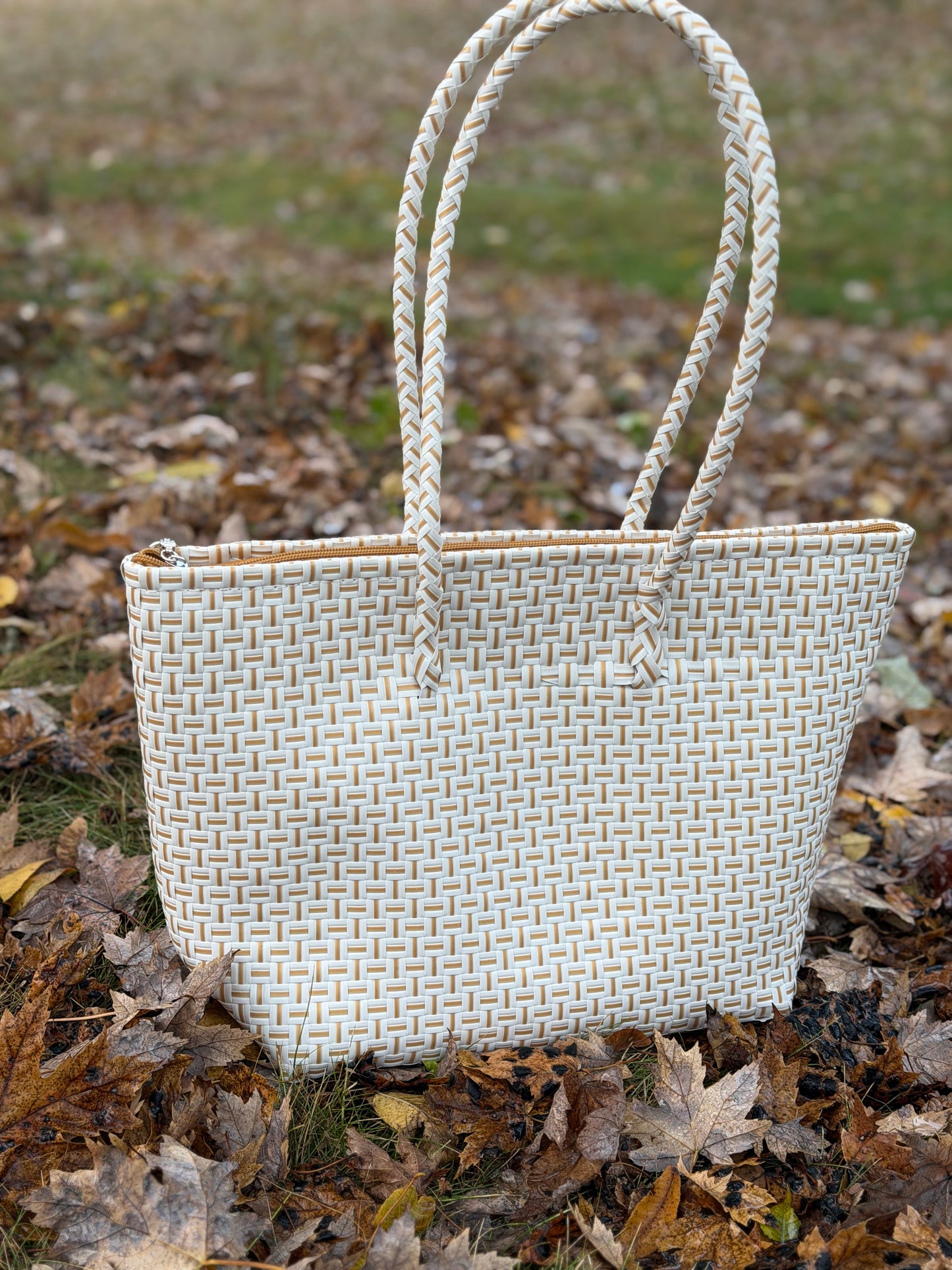 Zippered Pan de Coco