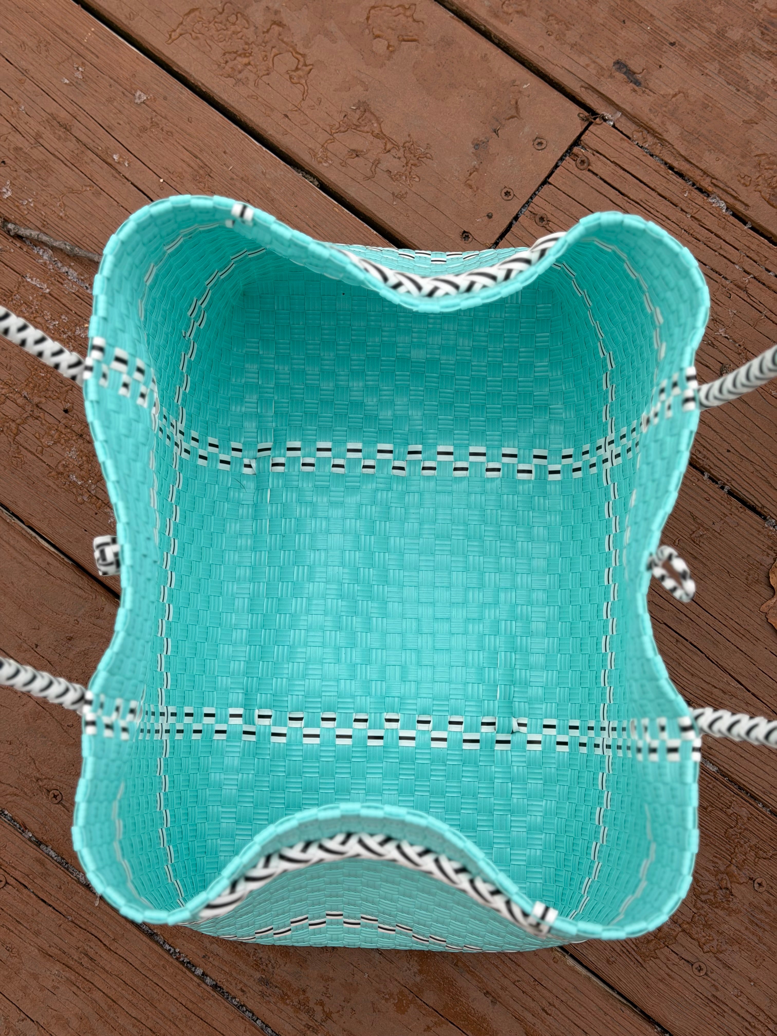 Sea Glass Luxe – Oversized Structured Waterproof Tote