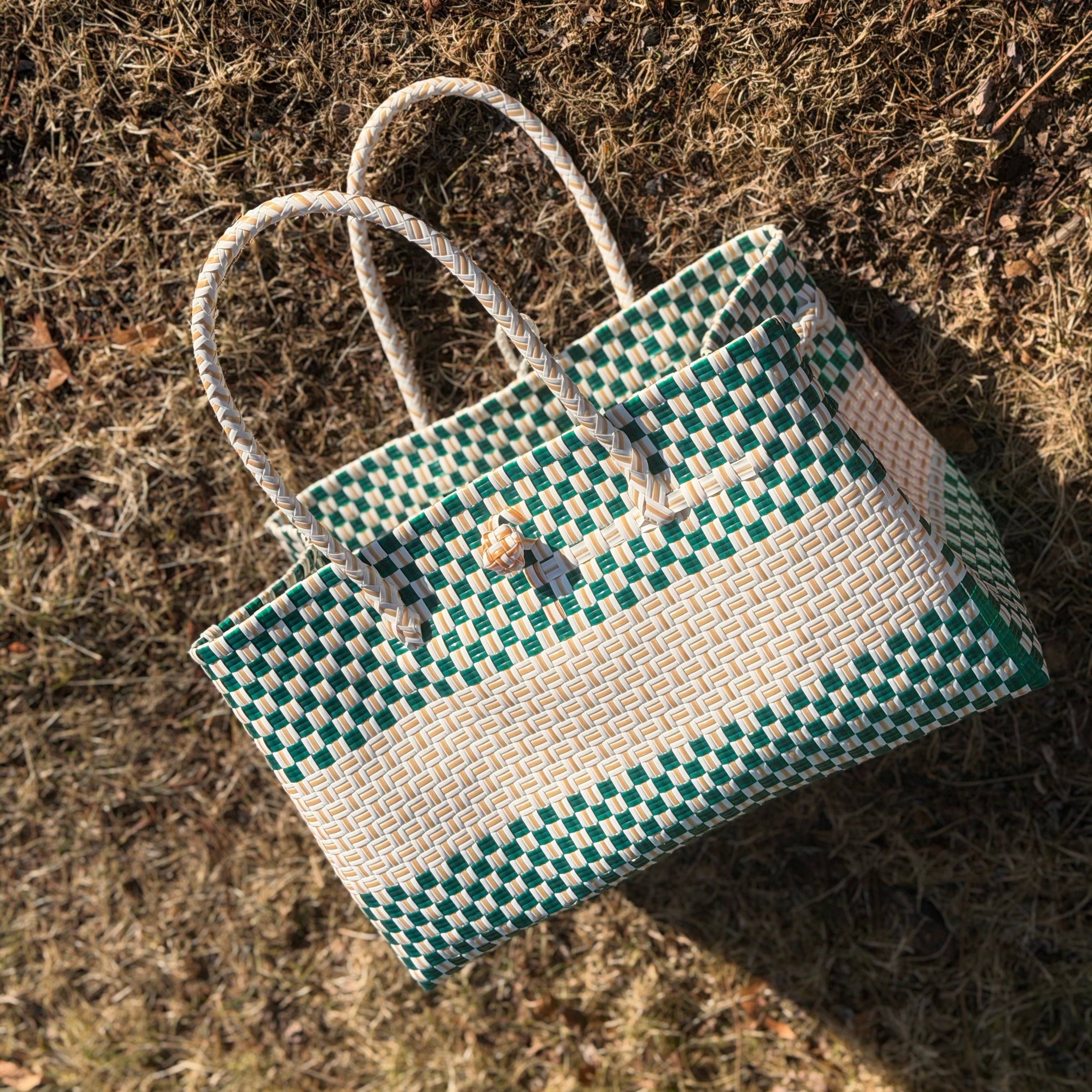 Verdant Luxe – Oversized Structured Waterproof Tote